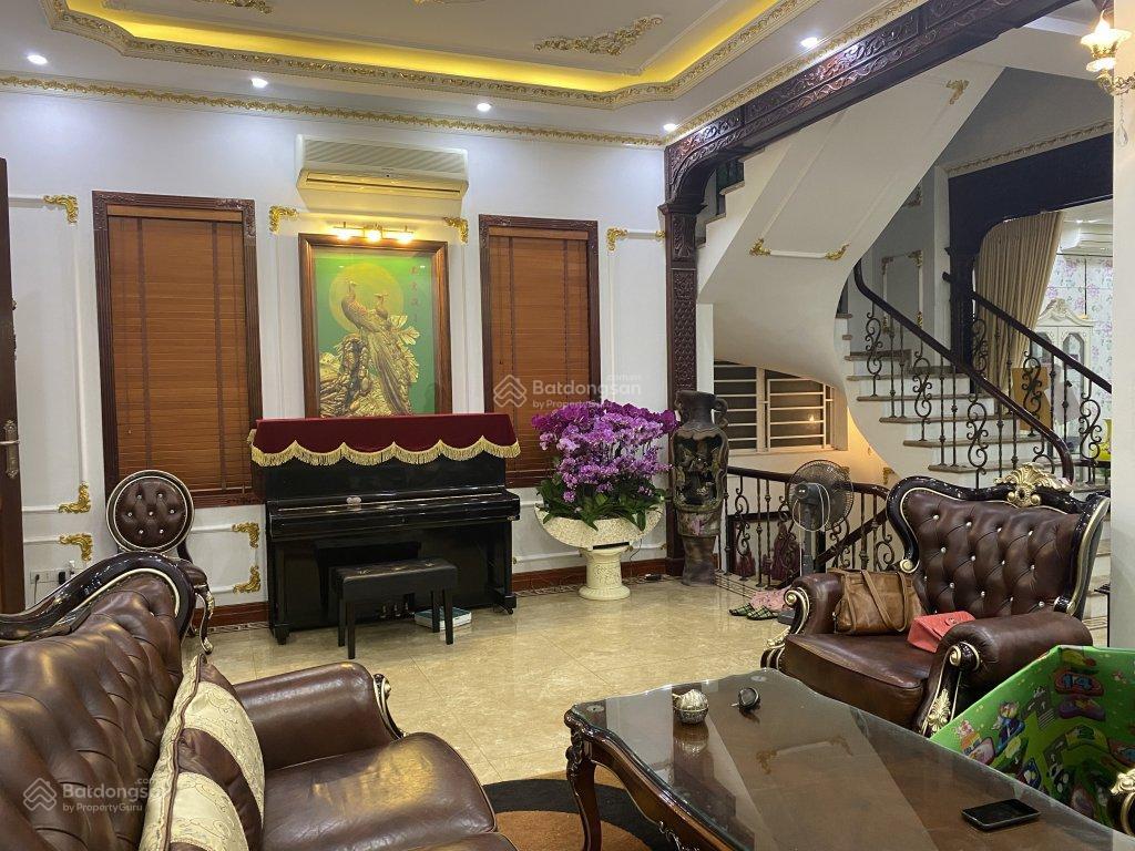 Bán gấp bt khu trung hòa, trung yên 60 tỷ 165 m2 xây 5 tầng 1 hầm khu có bảo vệ 24/24