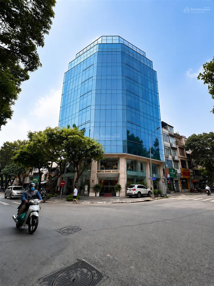 Hiếm siêu phẩm mặt phố cầu giấy 250 tỷ 250m2 xây 10 tầng cho thuê 900tr/tháng vị trí vip nhất phố