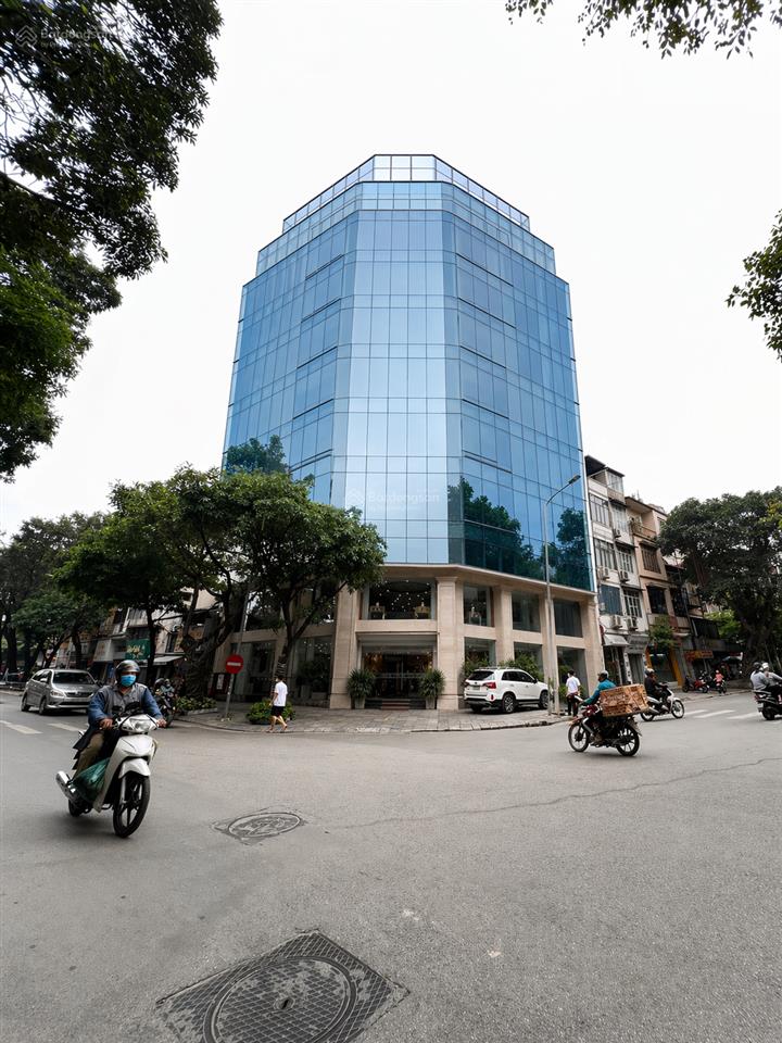 Hiếm siêu phẩm mặt phố cầu giấy 250 tỷ 250m2 xây 10 tầng cho thuê 900tr/tháng vị trí vip nhất phố