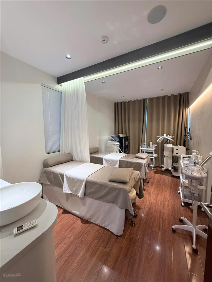 Cc cho thuê nhà mặt phố 35 lê văn thiêm 60m2 mặt tiền 6.25m xây 8 tầng mới giá 75tr/tháng