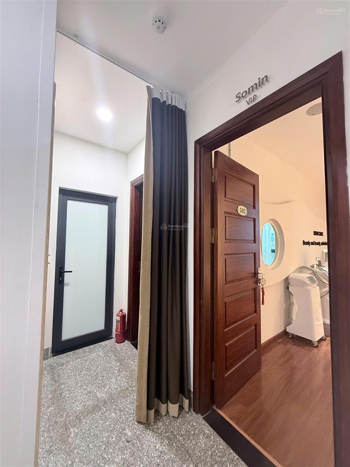 Cc cho thuê nhà mặt phố 35 lê văn thiêm 60m2 mặt tiền 6.25m xây 8 tầng mới giá 75tr/tháng