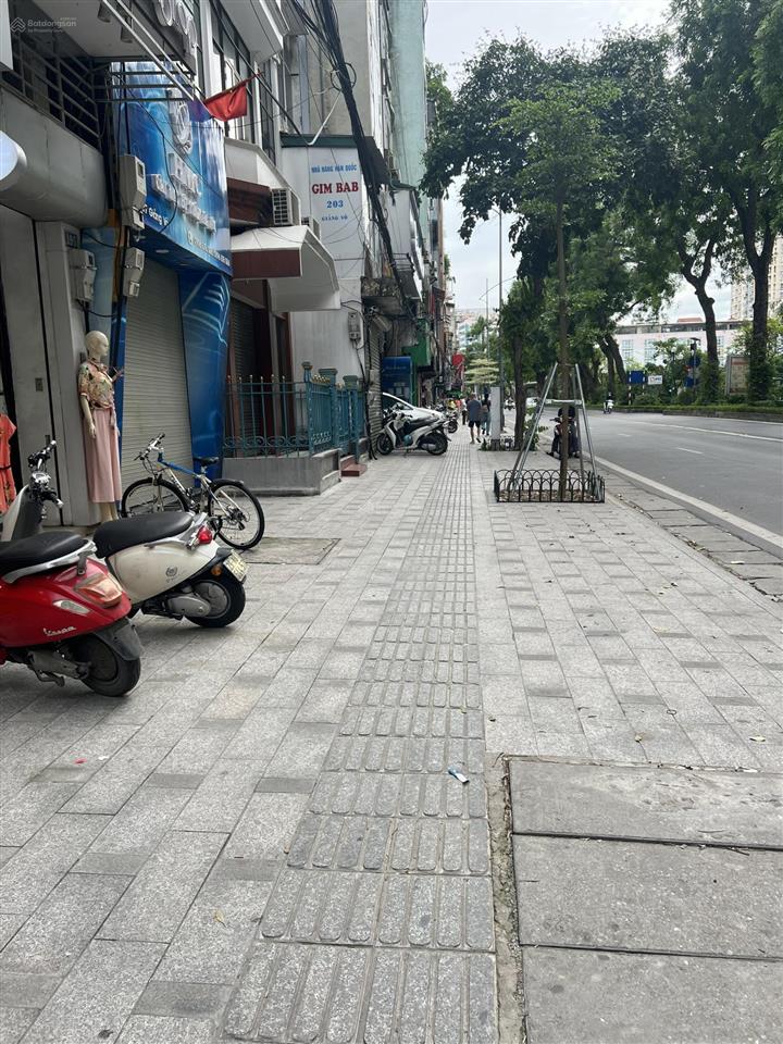 Bán nhà mặt phố cát linh 35 tỷ 48m2 mặt tiền 7m xây 4 tầng 3 mặt thoáng quy hoạch ổn định vị trí