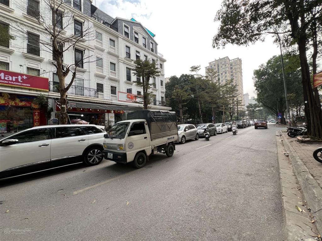 Giá đầu tư shophouse phố nguyễn chánh quanh 60 tỷ 114m2 mặt tiền 6m xây 5 tầng đang cho thuê cao