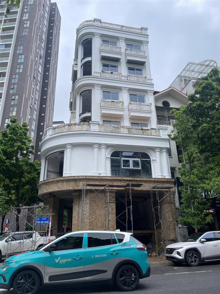 Mặt phố vũ phạm hàm, trung hoà 110 tỷ 150m2 mặt tiền 5,5m xây 7 tầng thang máy phố kd sầm uất