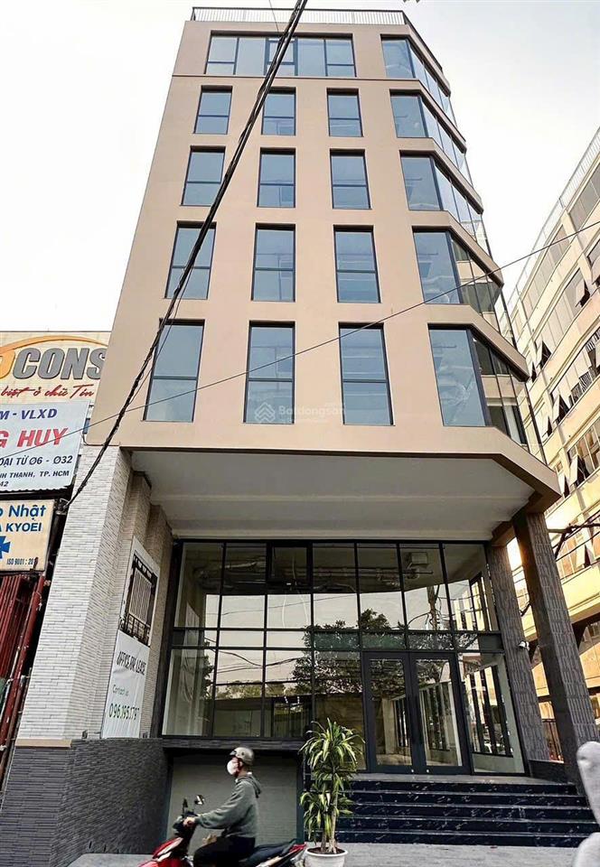 Bán nhà phố ba đình khu đào tấn, linh lang 72 tỷ 240m2 mặt tiền 13,5m lô góc đường hè 20m