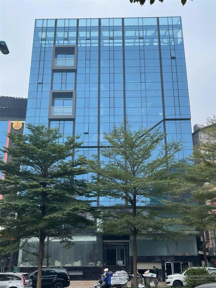 Bán nhà phố ba đình khu đào tấn, linh lang 72 tỷ 240m2 mặt tiền 13,5m lô góc đường hè 20m