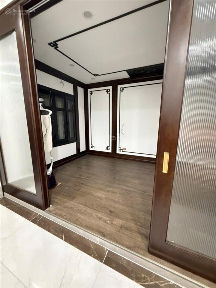 Bán gấp phân lô trung hoà 24 tỷ 85m², mặt tiền 6m xây 5 tầng đẹp, nhà 2 mặt đường ngõ 2 ô tô tránh