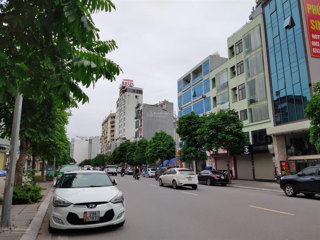 Bán gấp nhà phố dương khuê 26 tỷ 47m2 mặt tiền 4,5m xây 3 tầng đường hè 17m kinh doanh sầm uất