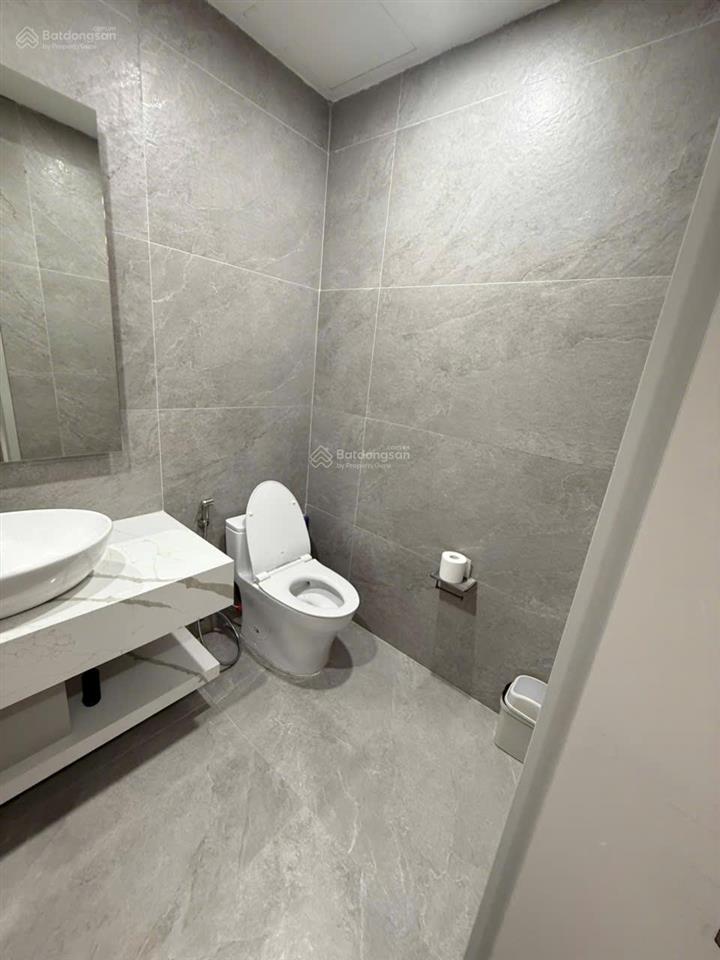 Bán gấp phân lô trung hoà 24 tỷ 85m², mặt tiền 6m xây 5 tầng đẹp, nhà 2 mặt đường ngõ 2 ô tô tránh