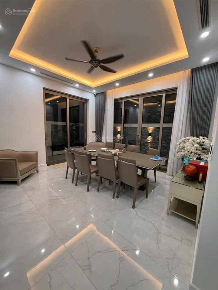 Bán gấp phân lô trung hoà 24 tỷ 85m², mặt tiền 6m xây 5 tầng đẹp, nhà 2 mặt đường ngõ 2 ô tô tránh