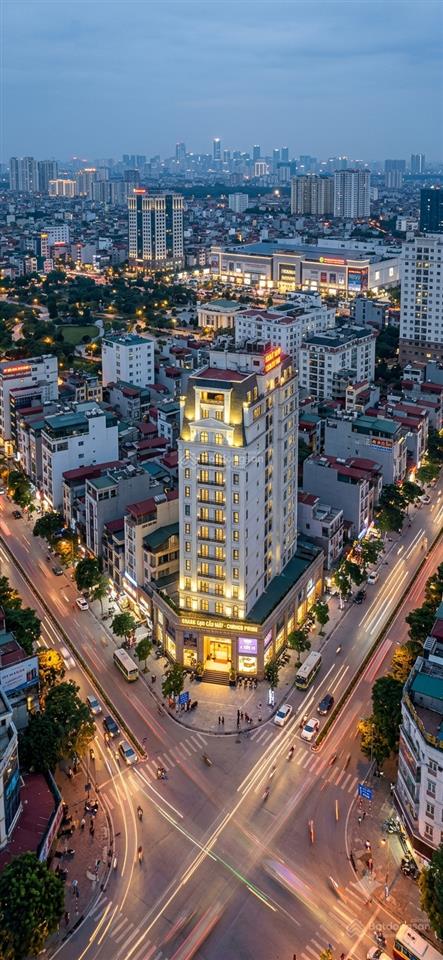 Bán gấp khách sạn 4 sao phố trần thái tông 320 tỷ 300m2 xây 15 tầng cho tỷ/năm