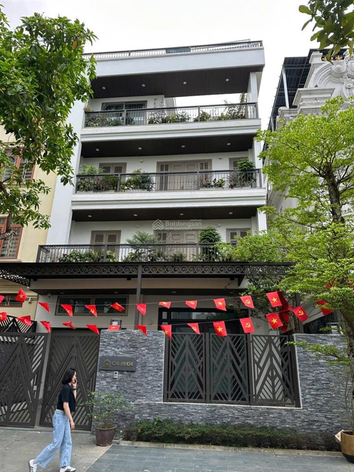 Chủ nợ ngân hàng bán gấp biệt thự việt hưng 50 tỷ 190m2 xây 4 tầng thang máy full nội thất