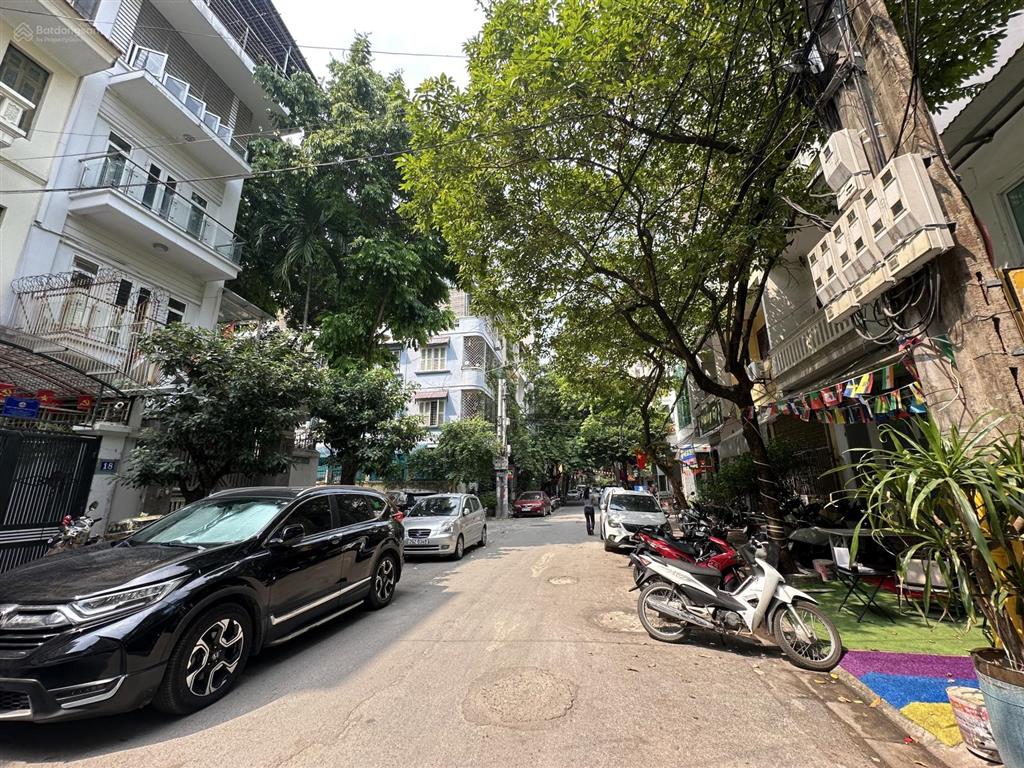 Bán gấp nhà phân lô trung yên, trung hoà 36 tỷ 85m2 mặt tiền 5,7m 5 tầng ngõ 2 ô tô tránh có hè