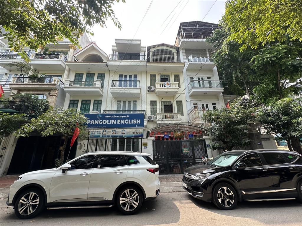 Bán gấp nhà phân lô trung yên, trung hoà 36 tỷ 85m2 mặt tiền 5,7m 5 tầng ngõ 2 ô tô tránh có hè