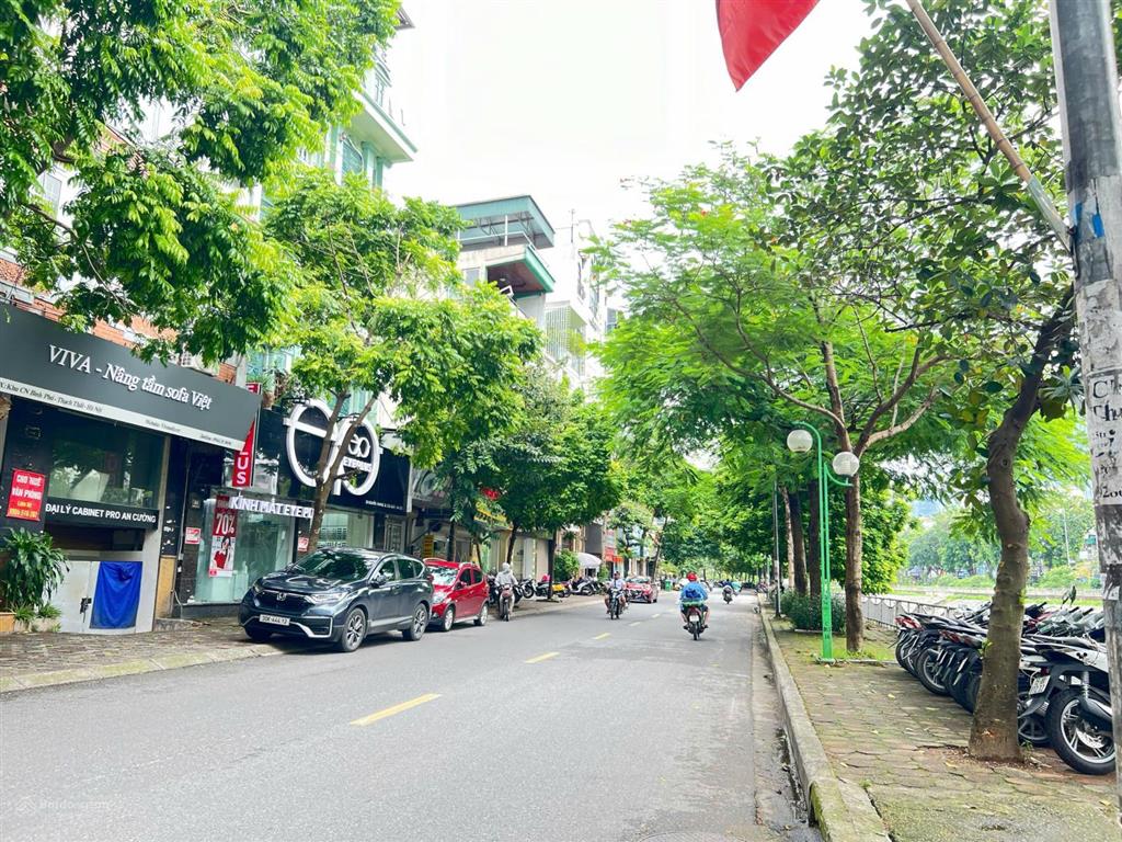Bán gấp mp nguyễn khang hơn 40 tỷ 90m2 xây mới 8 tầng thang máy cho thuê 70tr/th quy hoạch ổn định