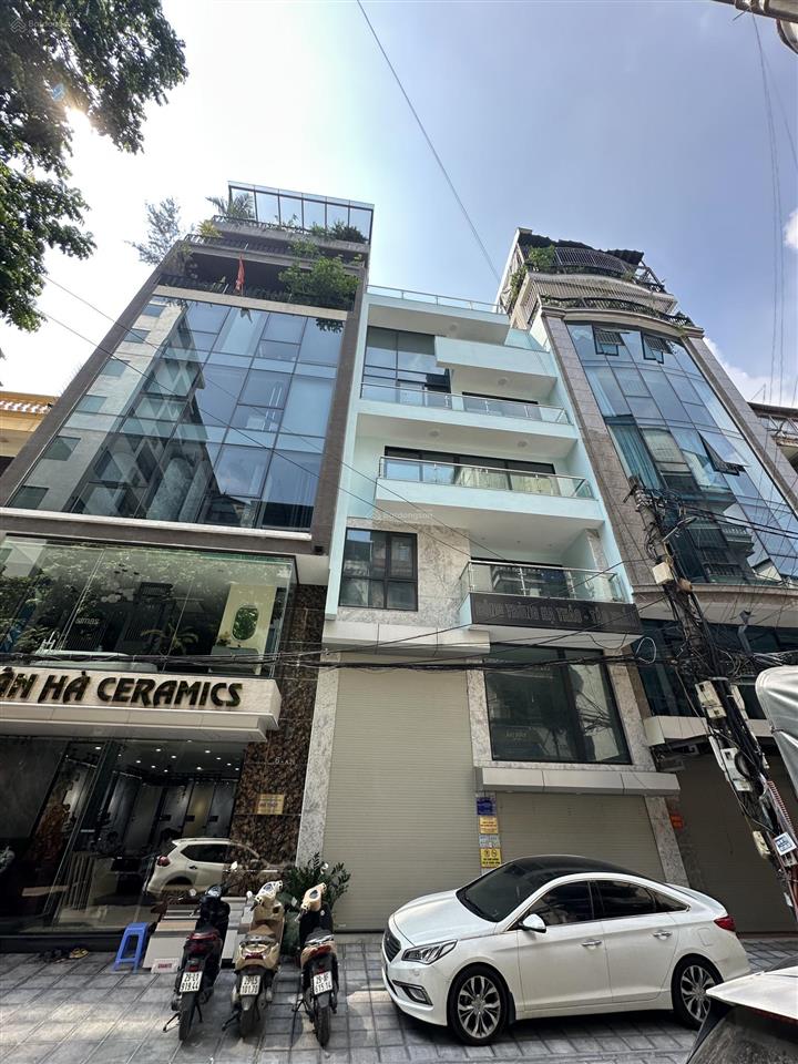 Bán gấp phân lô ngõ 121 thái hà quanh 30 tỷ 75m2 mặt tiền 5,5m xây 7 tầng mới ngõ 2 ô tô tránh