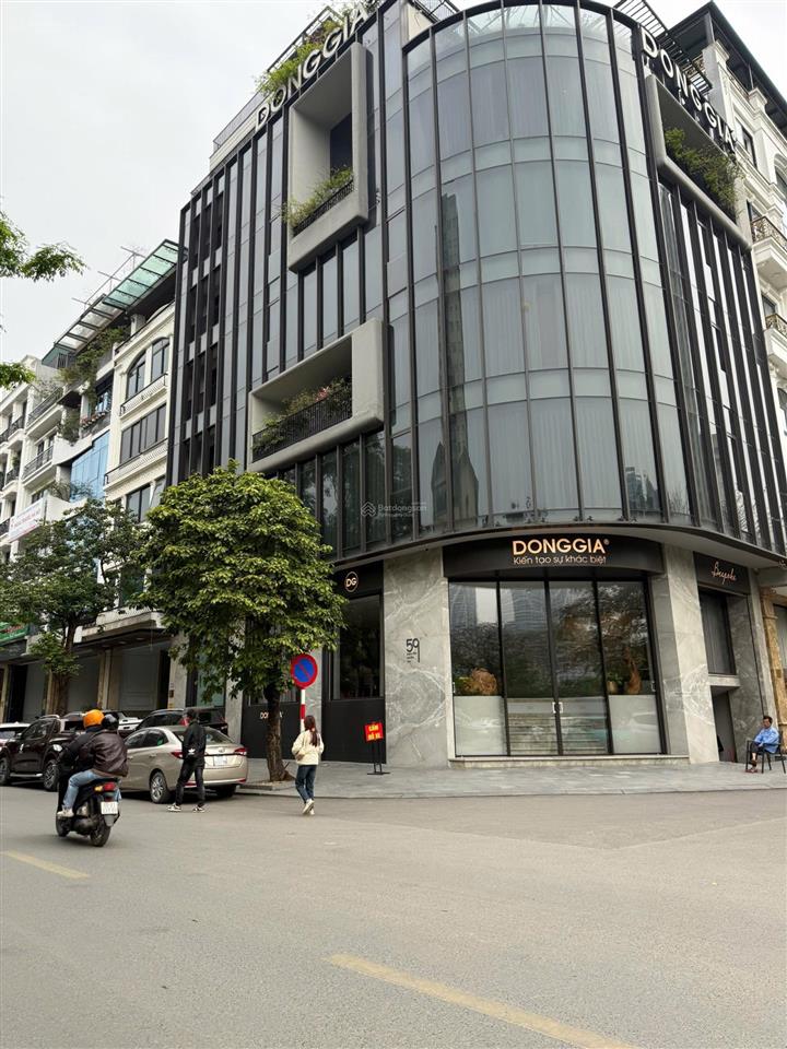 Bán gấp mặt phố khu nguyễn chánh hơn 60 tỷ 105m mt6,5m 7 tầng có hầm cho thuê cao