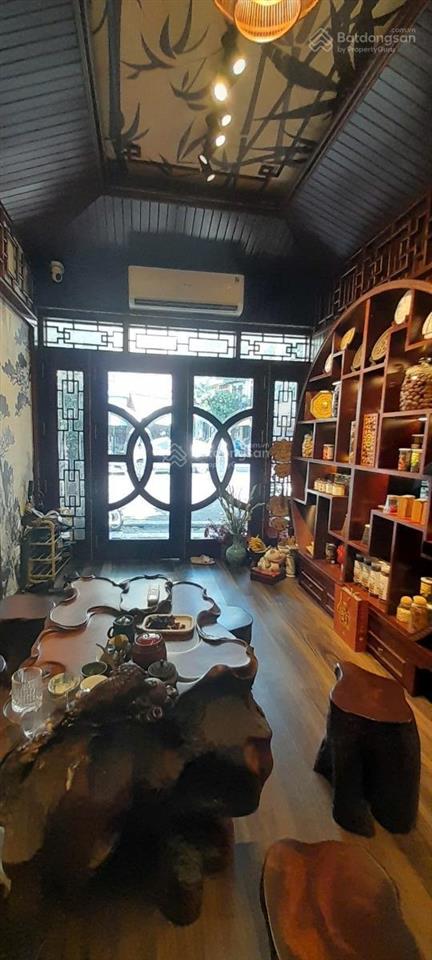 Mặt phố hàng quạt hoàn kiếm mt 7.5m giá 850tr/m2 xây khách sạn cực vip