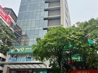 Bán toà nhà văn phòng 300m2 xây 8 tầng 1 hầm giá 138 tỷ sổ đỏ đẹp