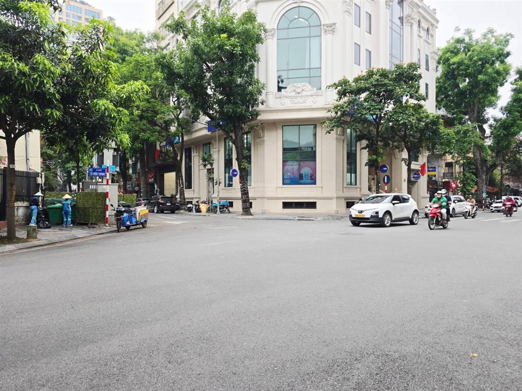 Mặt phố tô hiến thành, hai bà trưng lô góc nhỏ xinh 40 tỷ vuông đẹp
