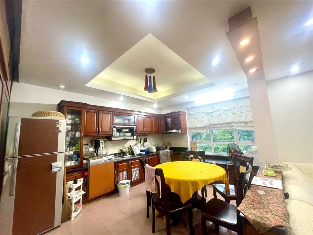 37 tỷ căn nhà mặt phố này quá đẹp 80m2 lô góc mt 10m nhà đẹp