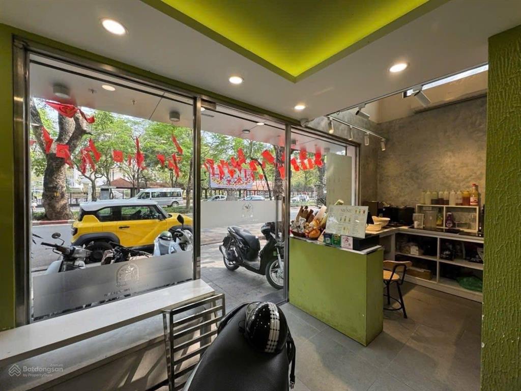 Nhà mặt phố vạn phúc ba đình mặt tiền 5.3m sẵn 5t giá 22 tỷ cực hiếm
