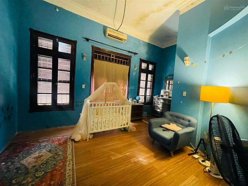 Pl trần quốc hoàn mt 8.5m 3 ô tô giá 49 tỷ dt 100m2 sổ vuông đẹp