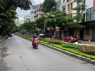Nhà mặt phố cầu giấy đường đôi mặt tiền 12m lô góc giá chỉ hơn 500tr/m ngon cực kỳ
