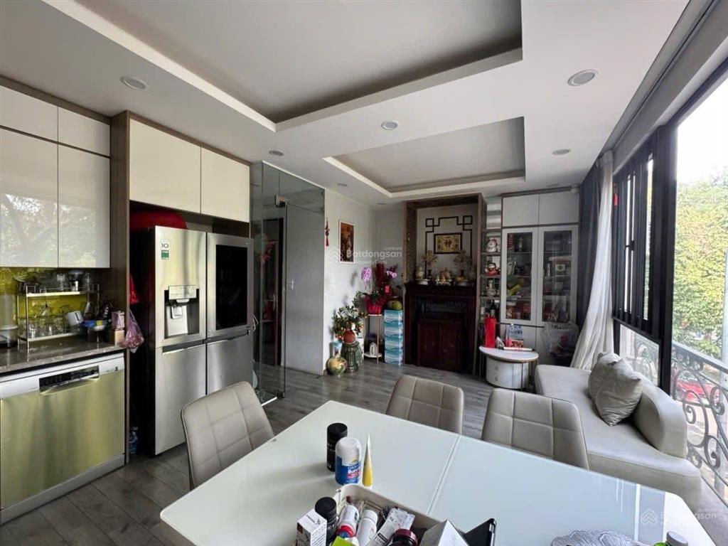 Mặt phố siêu vip chùa láng kd đỉnh hiếm nhà bán 10 tầng cho thuê 130tr/th, giá 65 tỷ
