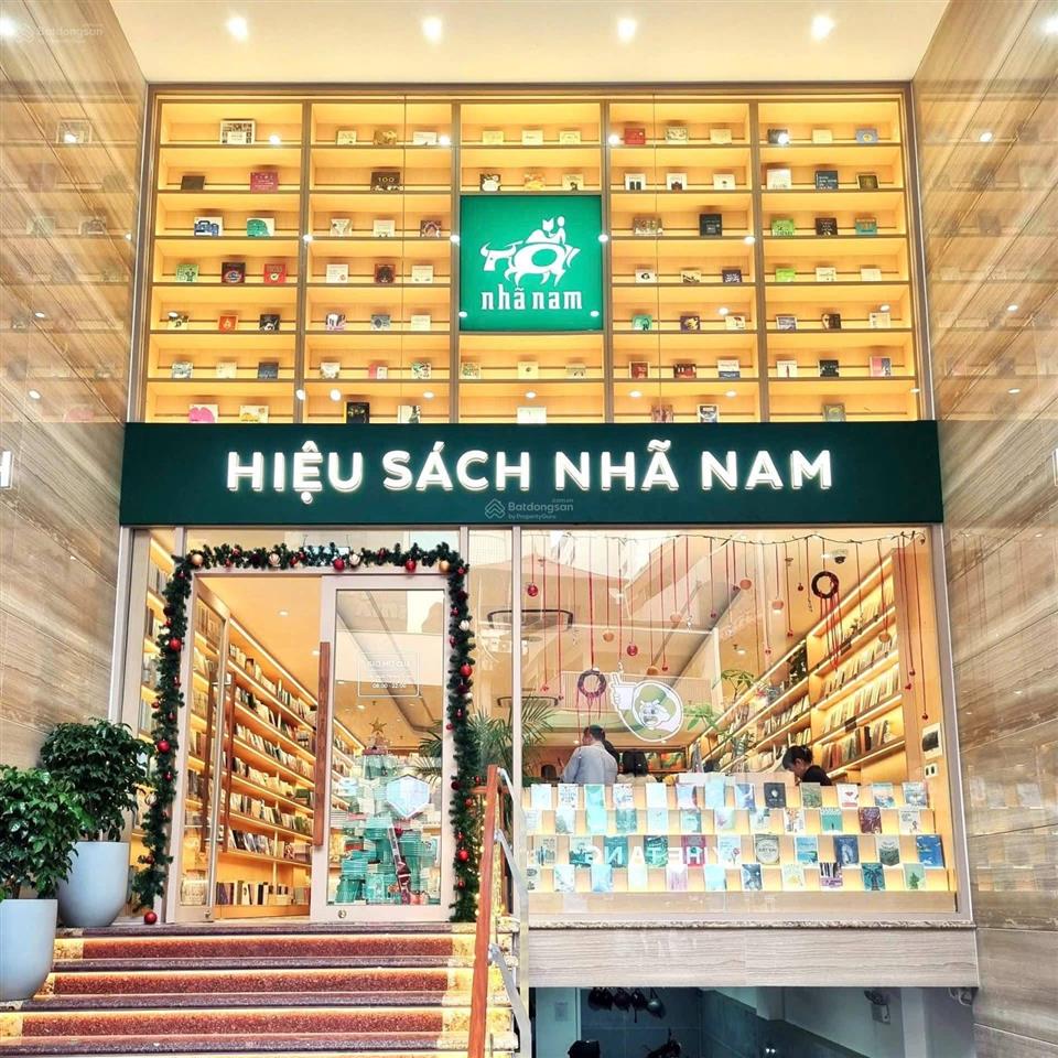 Mặt phố chùa láng, đống đa 185m2 mt7.5m vuông đẹp ko quy hoạch giá 89 tỷ