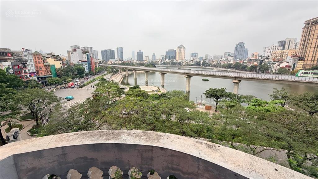Mặt phố hoàng cầu, đống đa ko quy hoạch 110m2 lô góc mặt tiền 6m