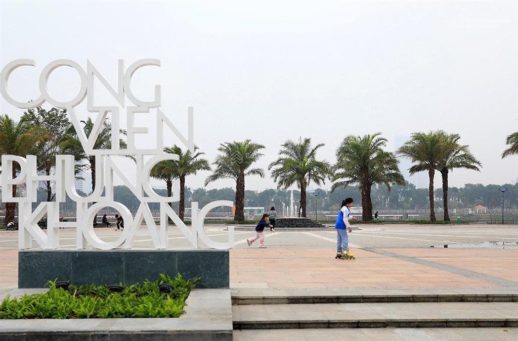Bán nhà mặt phố thanh xuân gần sát công viên phùng khoang lô góc cực đẹp chỉ 24 tỷ