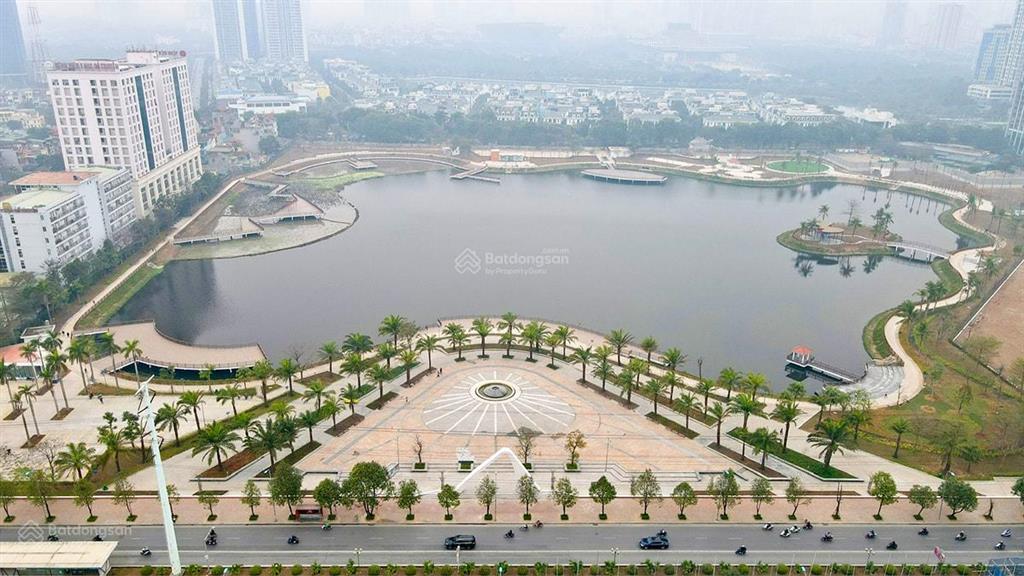 Bán nhà mặt phố thanh xuân gần sát công viên phùng khoang lô góc cực đẹp chỉ 24 tỷ