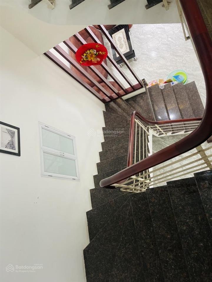 Biệt thự sân vườn ngọc thụy không gian sống đáng mơ ước ô tô 7 chỗ thông