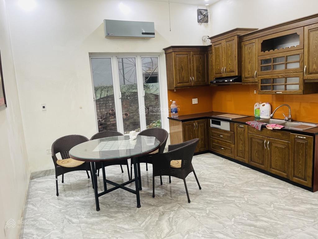 Biệt thự sân vườn ngọc thụy không gian sống đáng mơ ước ô tô 7 chỗ thông