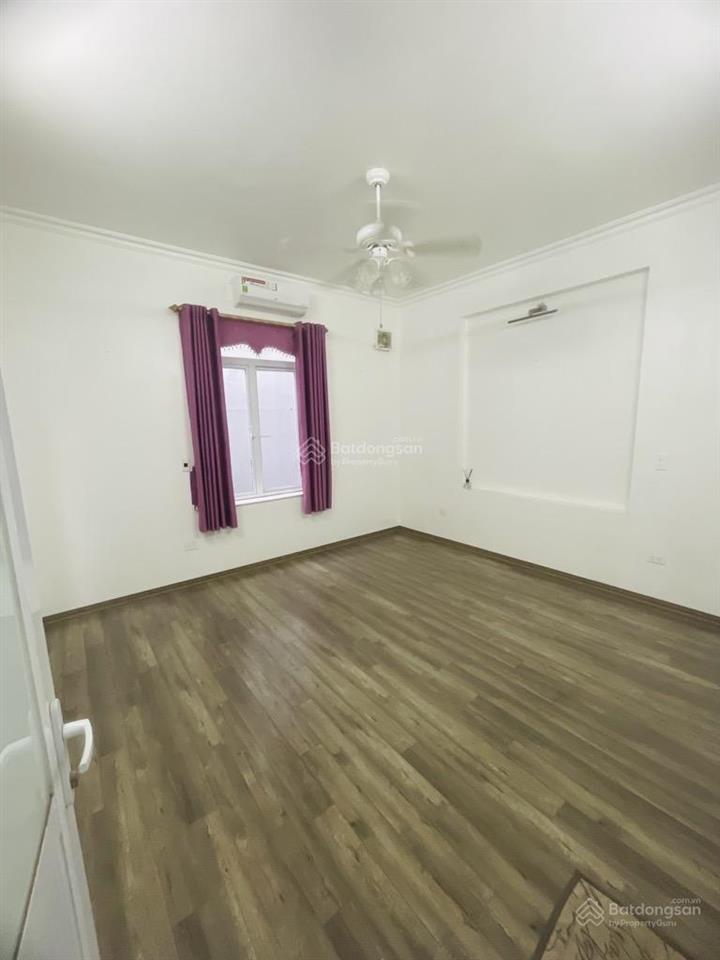 Biệt thự sân vườn ngọc thụy không gian sống đáng mơ ước ô tô 7 chỗ thông