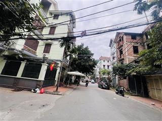 Biệt thự phân lô bồ đề mặt tiền 8.22m hàng hiếm