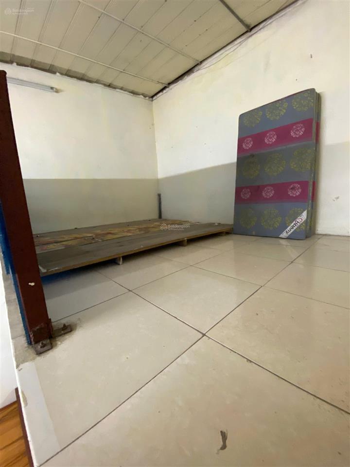 Cho thuê nhà trọ 25m2 khép kín có gác xép  gần khu đô thị linh đàm