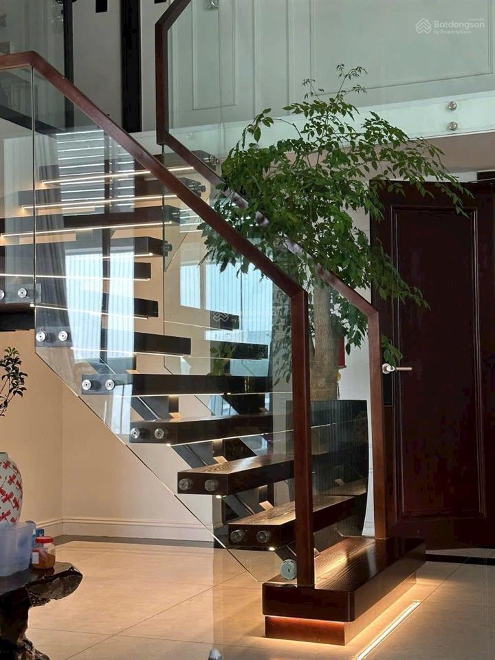 Duplex trung yên plaza trung hoà, dt 130m2, 3pn, giảm giá 500tr cơ hội lớn.  0976 464 ***
