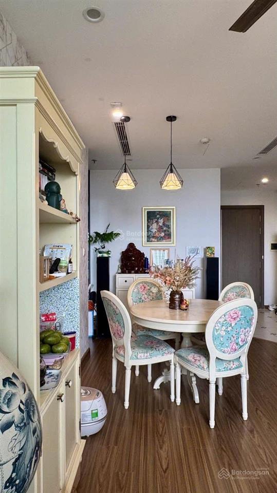 Cần tiền giảm giá sâu căn hộ tòa vinhomes west point phạm hùng, 63m2, 2pn, 2vs, giá hơn 7ty.