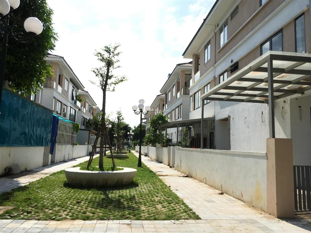 Chính chủ bán gấp căn mặt đường 27m an phú shop villa kinh doanh sầm uất ở dương nội.  0836 281 ***