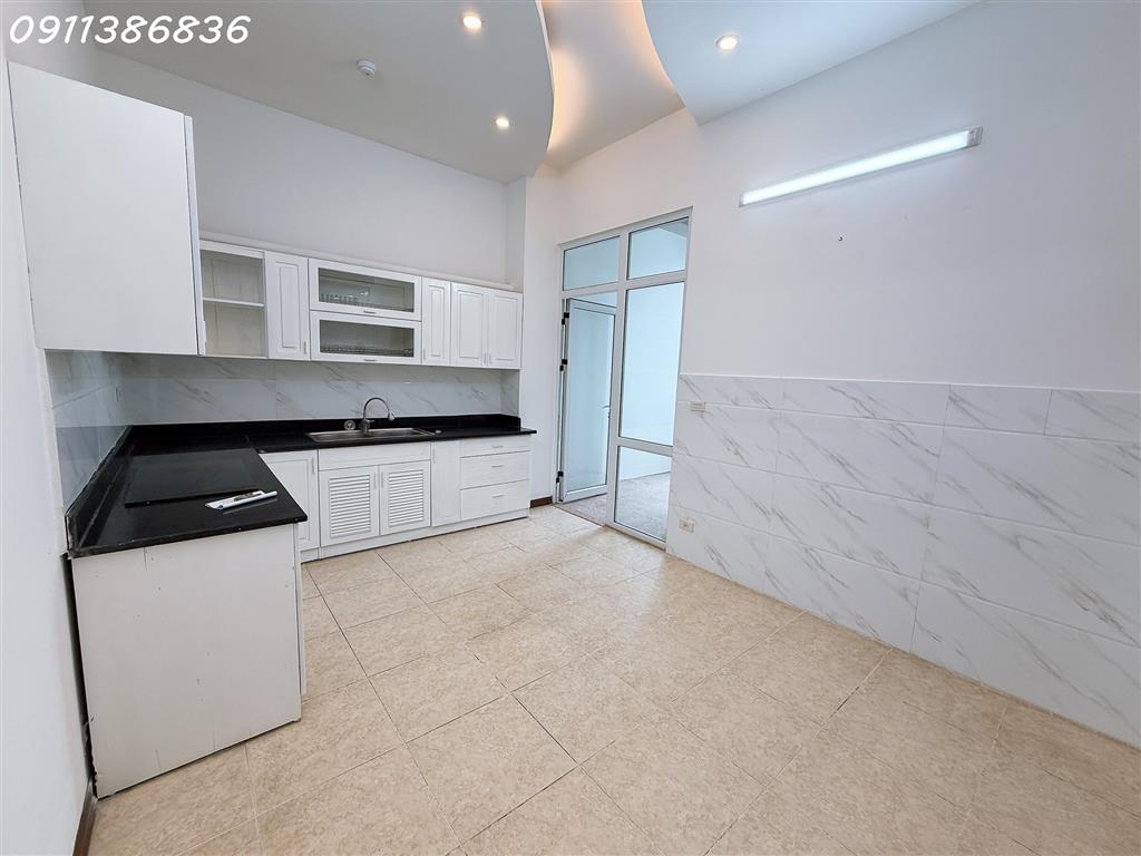 💥HOT Tòa D11 Trần Thái Tông 83m 2PN Vị trí đắc địa, nhỉnh 8 tỷ VIP Cầu Giấy