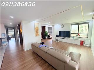 Căn hộ siêu Vip N09 Thành Thái, 170M2, cạnh công viên Cầu Giấy, 3PN cực đẹp, 13.9 tỷ