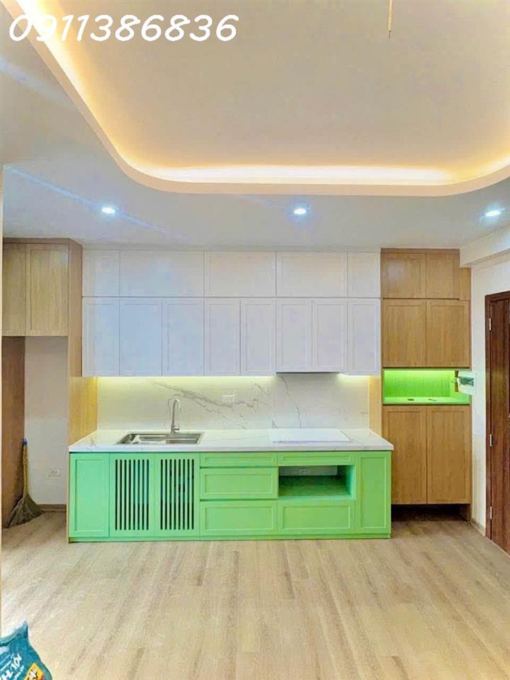 Căn góc CC 137 Nguyễn Ngọc Vũ 77m 3PN Nội thất mới đẹp, 6.9 tỷ TT Cầu Giấy