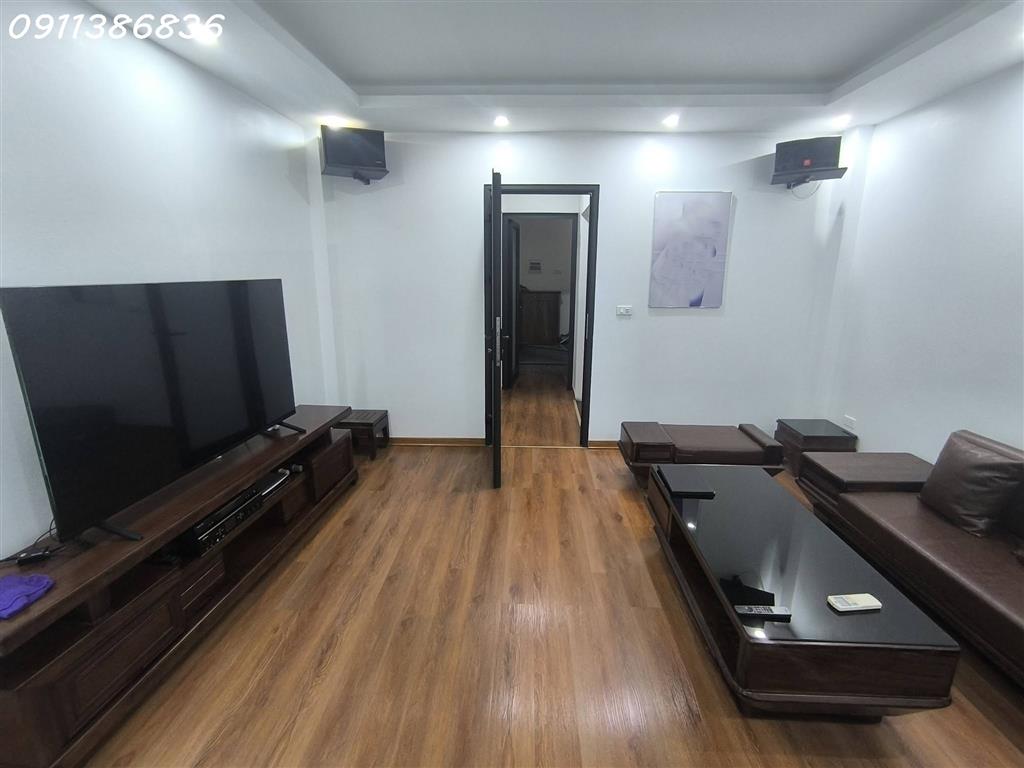 Mặt phố kinh doanh sầm uất Yên Hòa, Cầu Giấy 65m 7T thang máy, 32 tỷ thiện chí bán