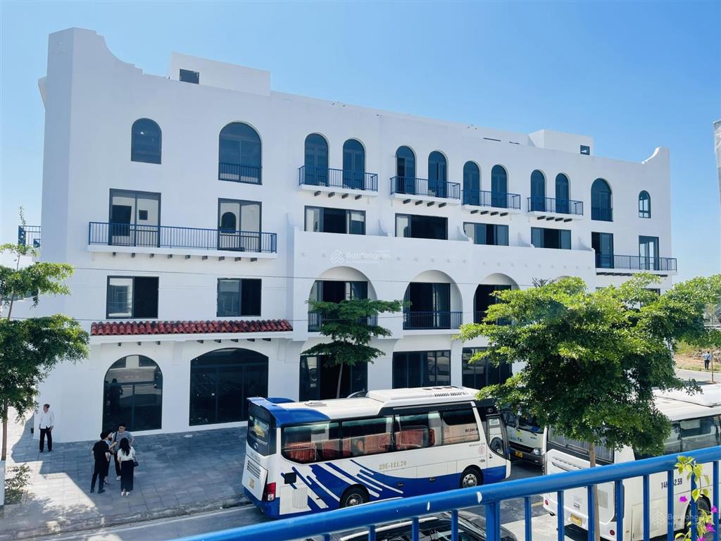 Bán liền kề 90m2 x 5t gần vincom uông bí giá chỉ 4 tỷ