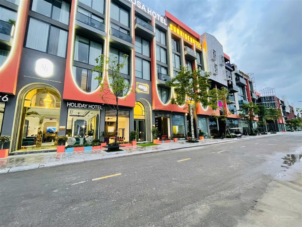 Bán nhà kinh doanh gần vin hạ long xanh giá 9,x tỷ