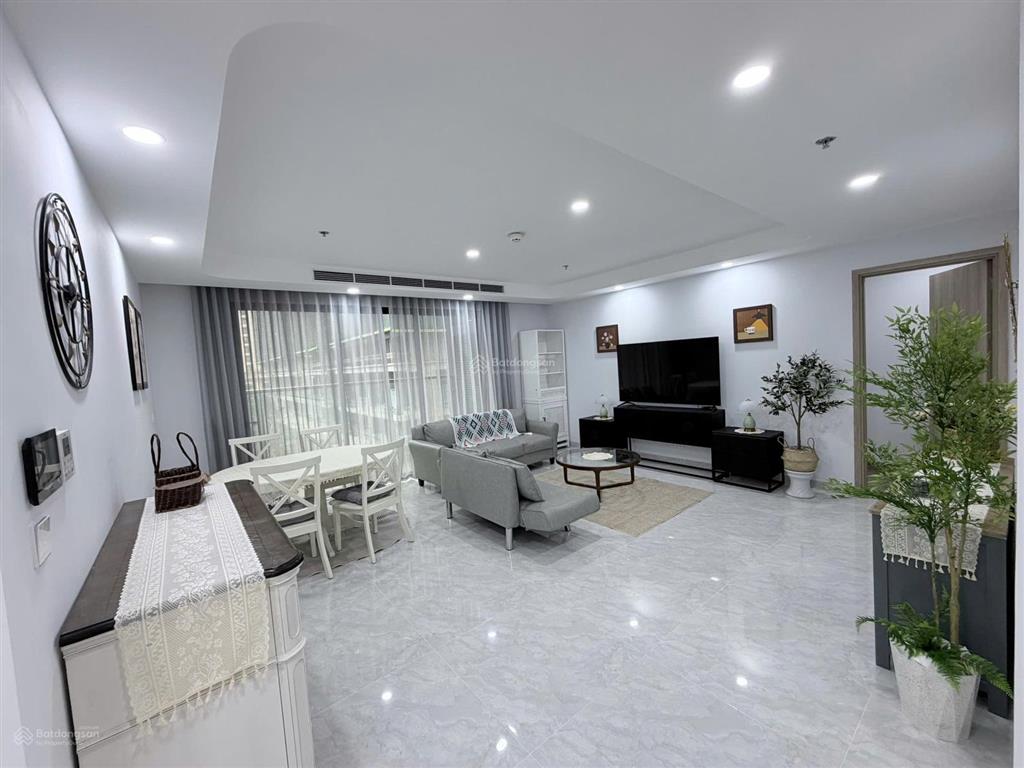 Cho thuê cc 2pn, 2wc tại endless skyline west lake, 35 triệu, 96m2, hà nội, hàng hiếm!