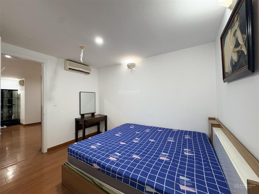 Cho thuê căn hộ chung cư 3pn, 2wc, 119m2 giá tốt tại khu đô thị nam thăng long  ciputra, tây hồ