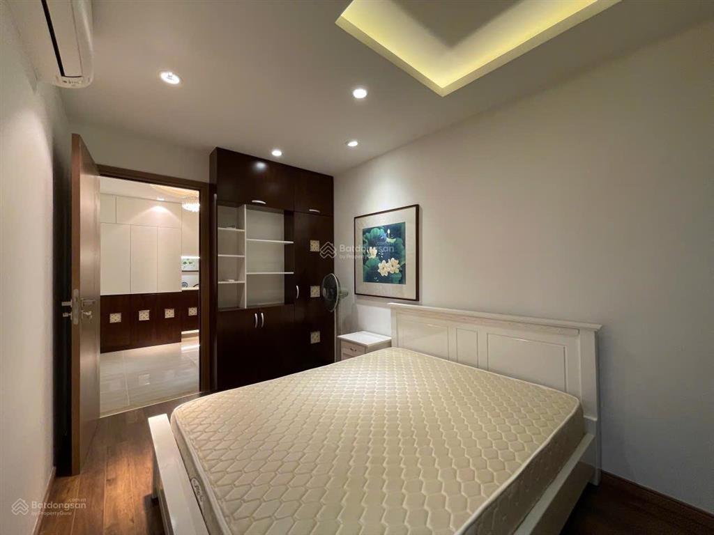 Cho thuê gấp cc 3pn, 2wc, 114m2, 31 triệu ở khu đô thị nam thăng long, tây hồ